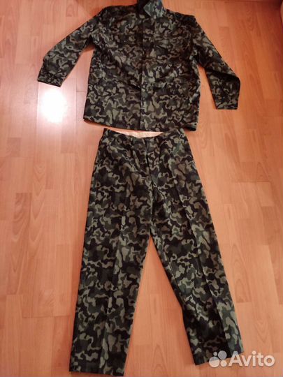 Защитный костюм