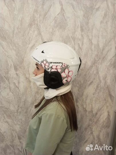 Шлем горнолыжный, велосипедный женский