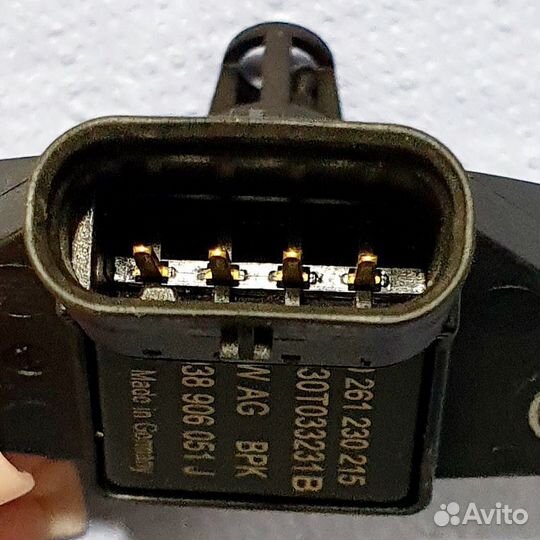 Датчик давления наддува компрессора 038906051J