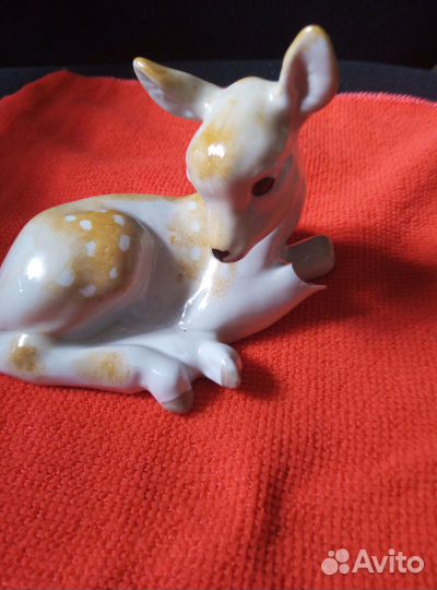 Статуэтка Олененок