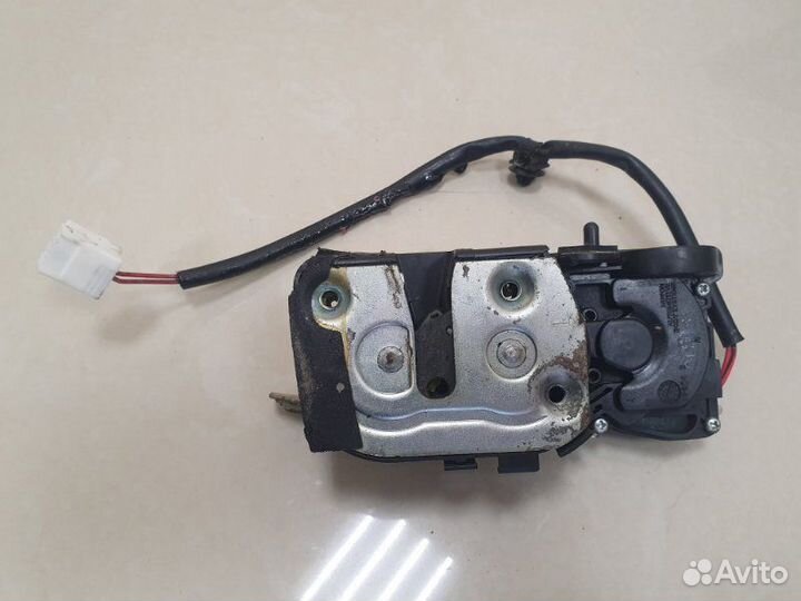 Замок задней левой двери Haima 3 седан HM483Q-A