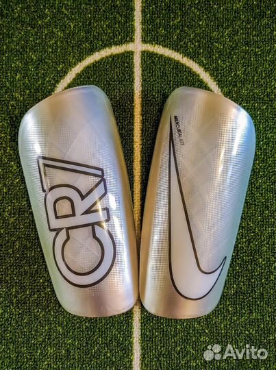 Футбольные щитки Nike 2024 (новые, любой возраст)