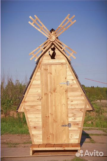 Уличный туалет деревянный WAT894