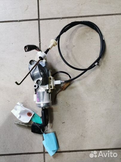 Замок зажигания Nissan Primera WTP12 QR20 2003