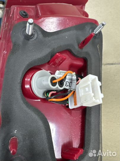 Фонарь задний внутренний правый Kia Optima 4