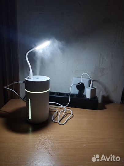 Увлажнитель воздуха с двумя насадками
