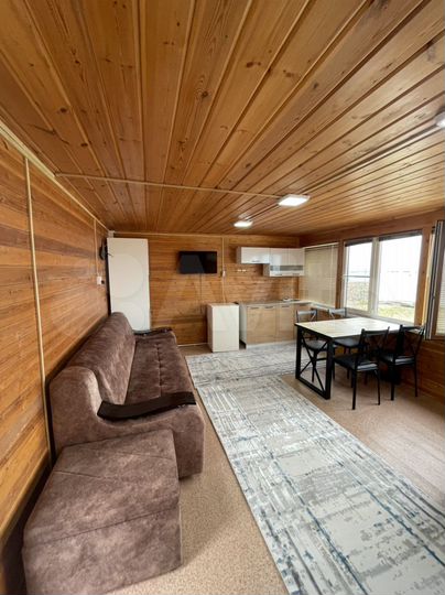 Дом 25 м² на участке 4 сот.