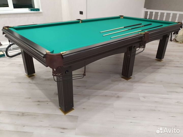 Бильярдный стол