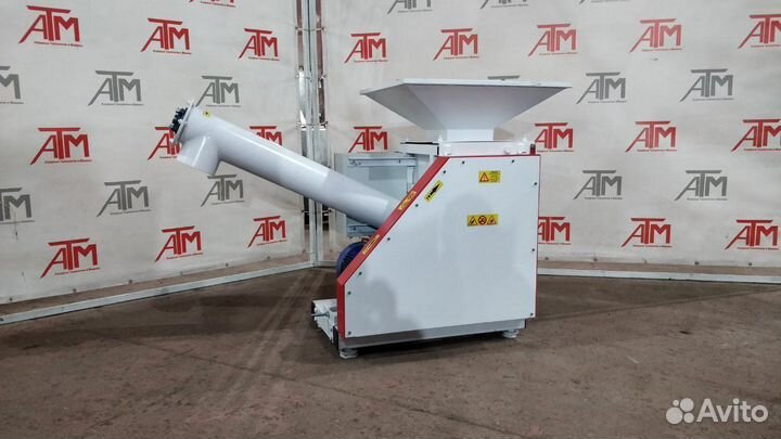 Дробилка зерна вальцовая в наличии