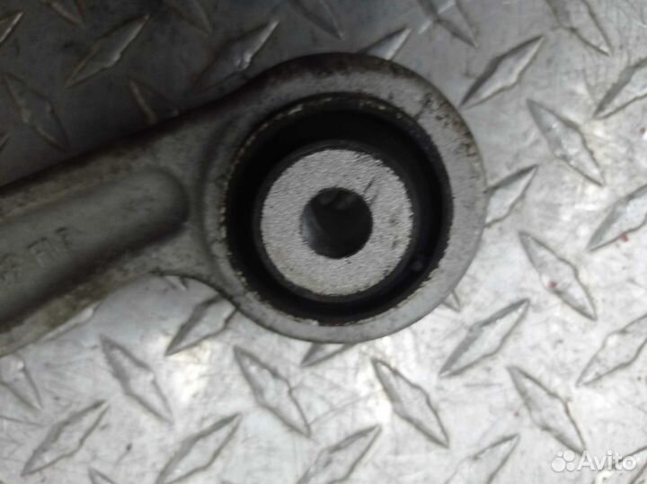 Рычаг зад L Mercedes C-klasse W205