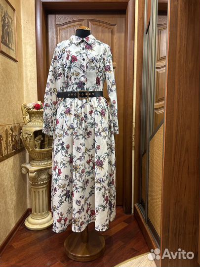 Роскошное платье с ремнем