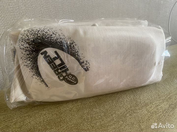 Шлем, перчатки и наколенники для бокса на 8-9 лет