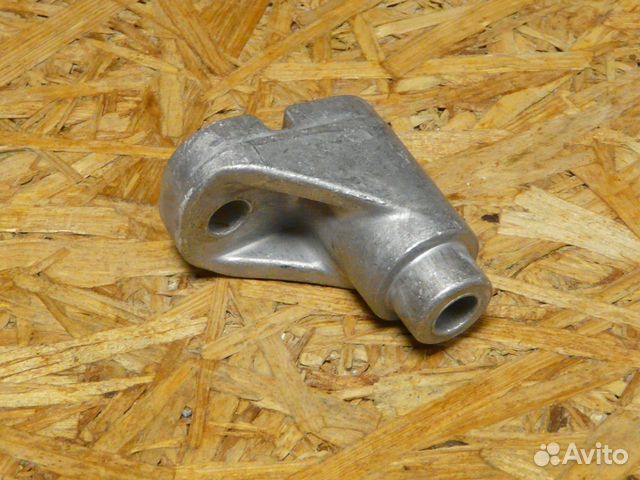 Кронштейн катка снегохода Arctic-cat 3604-004