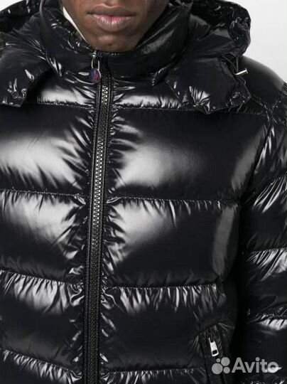 Глянцевая куртка Moncler