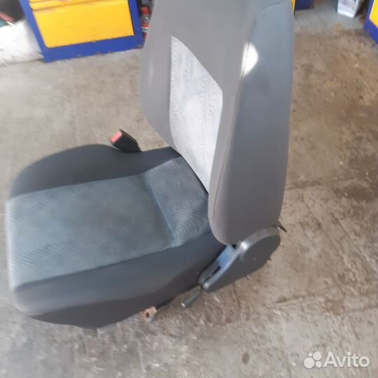 Сидение переднее левое daewoo nexia