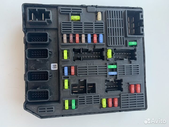 Блок предохранителей рено меган 3 Дорестайлинг