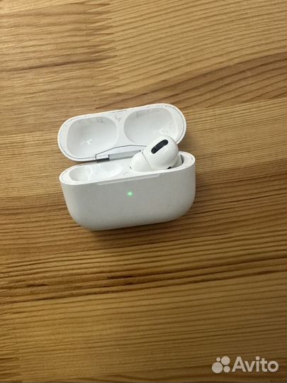 Беспроводные наушники apple airpods pro 1