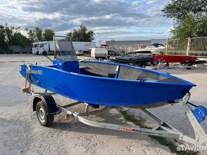 Новая лодка Xstream 400