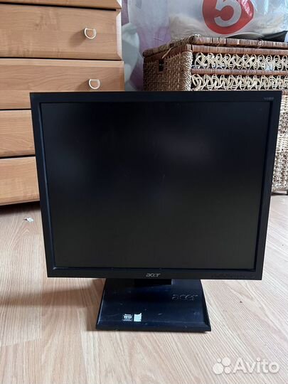 Монитор Acer 27