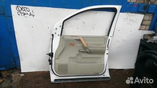 Дверь передняя правая infiniti QX56 (1BA06E201)