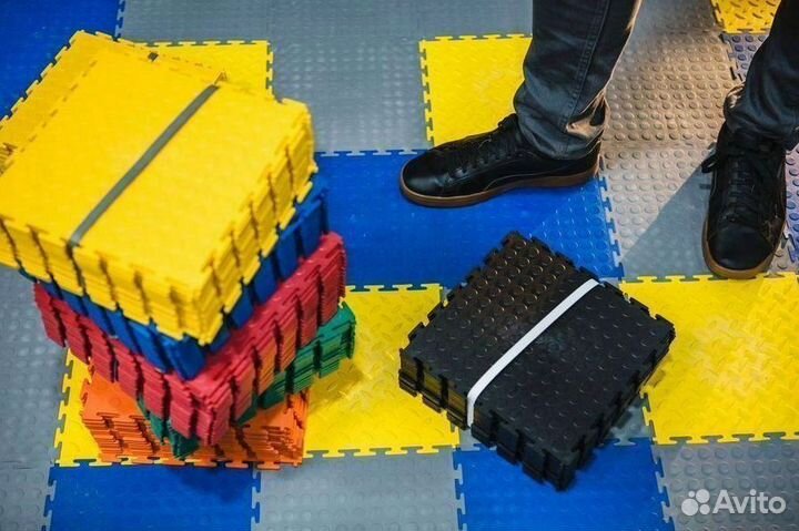 Модульная плитка пвх для автосервиса