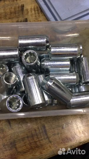 Гайка колёсная М14х1,5 Внутренний