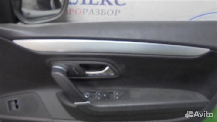 Замок двери передней правой VW Passat CC 2008-2017