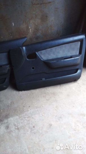 Обшивки дверей дву nexia n150