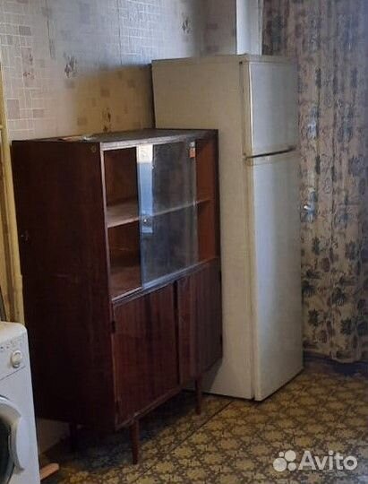 Сервант под реставрацию, отдам