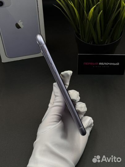 iPhone 11, 64 ГБ