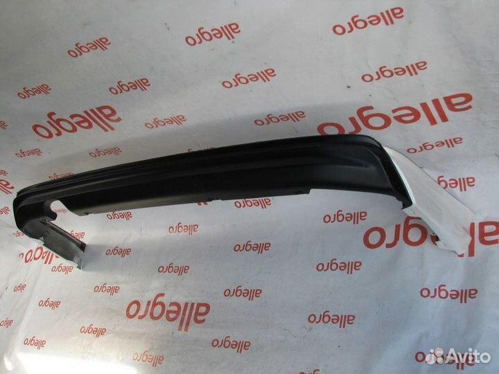 Юбка заднего бампера Toyota Land Cruiser 200 2015+