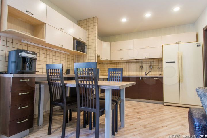 3-к. квартира, 95 м², 3/7 эт.