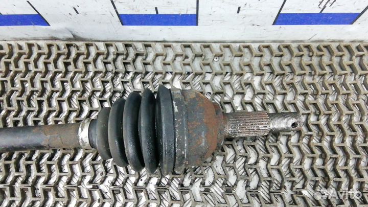 Полуось передняя Nissan Qashqai J10