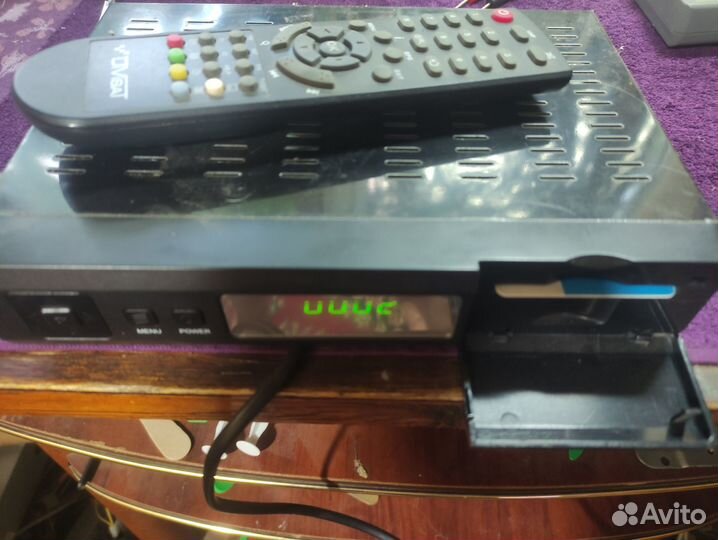 Спутниковый ресивер Divisat s100cx с картой