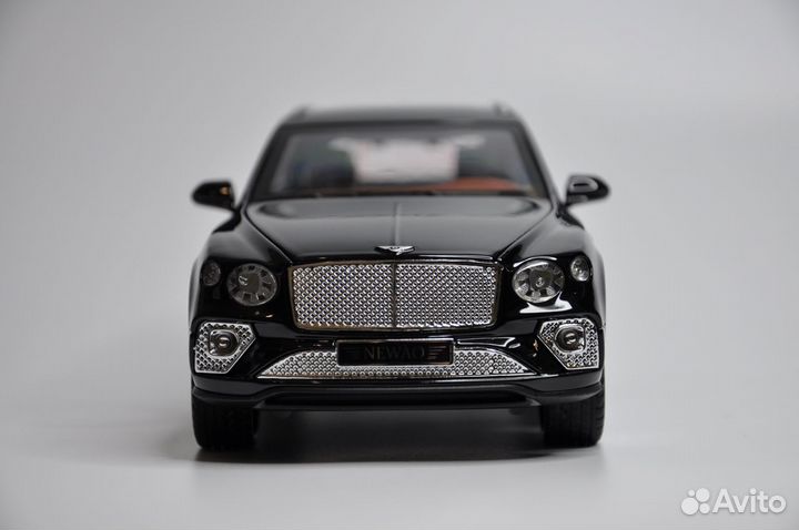 Модель автомобиля Bentley Bentayga металл