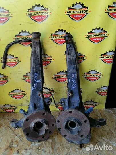 Кулак поворотный передний Volkswagen Toureg 3.2