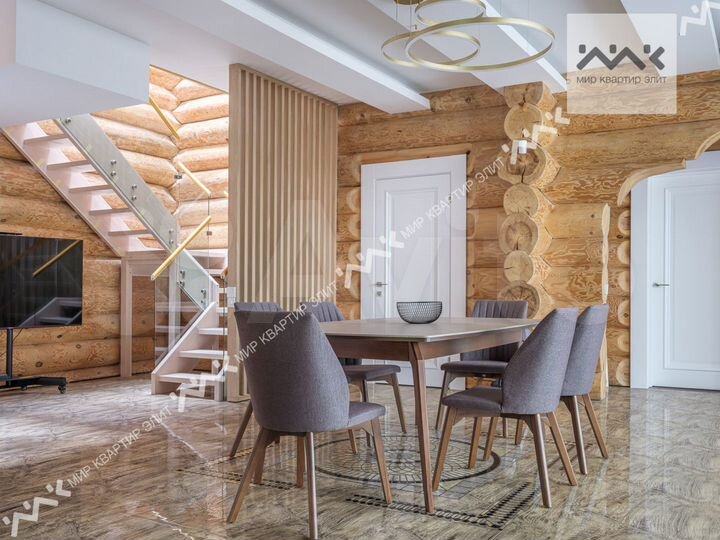 Коттедж 393,8 м² на участке 11,5 сот.