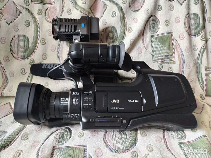 Продам видеокамеры