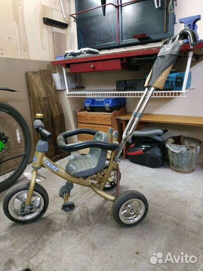 Детский велосипед с ручкой