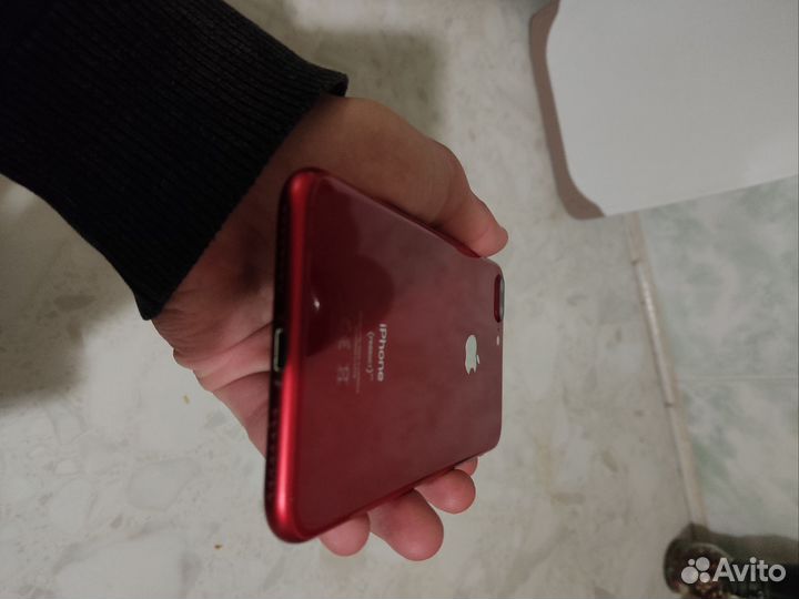 iPhone 8 Plus, 64 ГБ