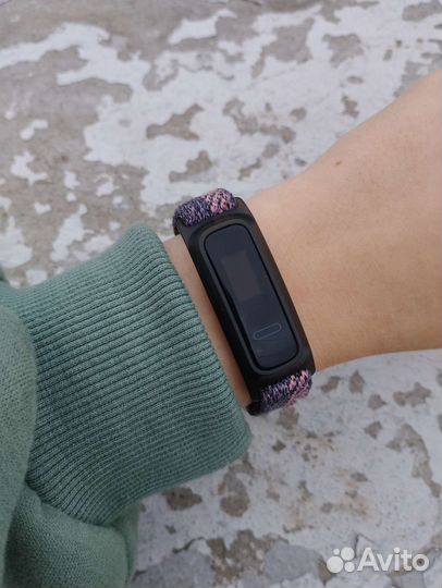 Фитнес-браслет huawei band 4e