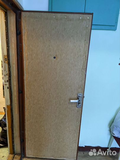 Обшивка входных дверей и ремонт