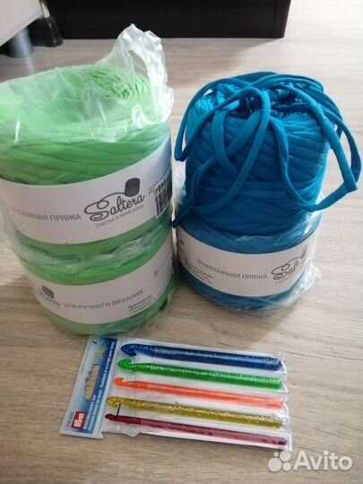 Пряжа для вязания крючком