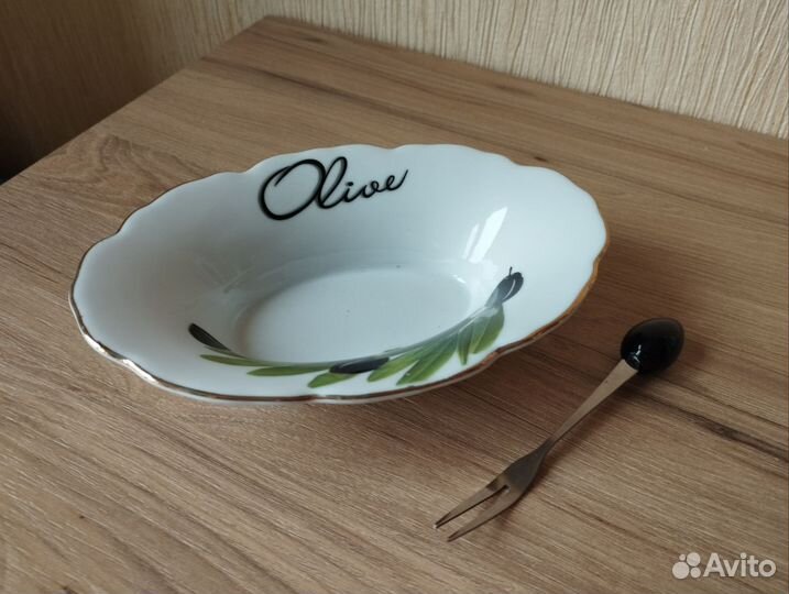 Тарелочка для оливок