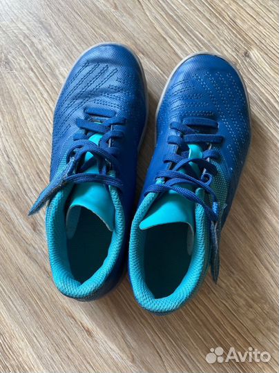 Продам детские кроссовки декатлон