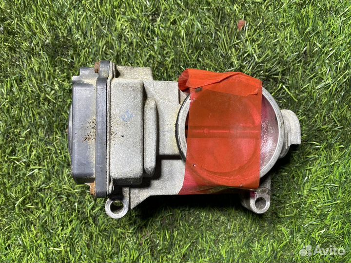 Заслонка дроссельная механическая Renault Duster