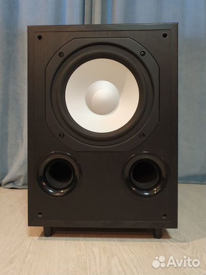 Сабвуфер Monitor Audio FB 210