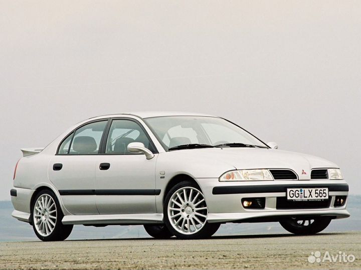 Митсубиши каризма в разбор