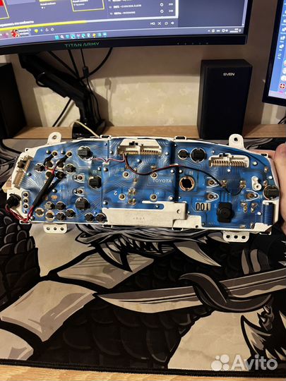 Приборная панель Toyota Corona