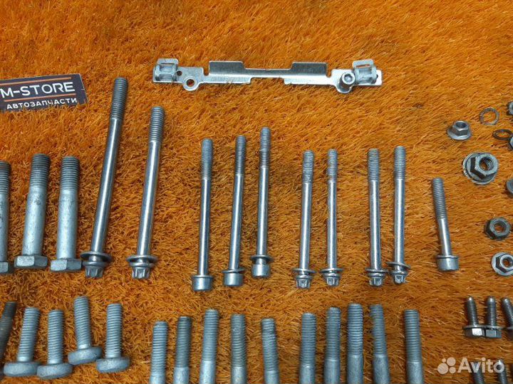 Болты и гайки двс Bmw 7-Series F01 N63B44A 2009